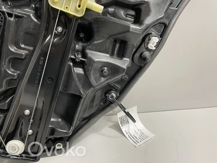 BMW 7 G11 G12 Mécanisme lève-vitre de porte arrière avec moteur 7479065