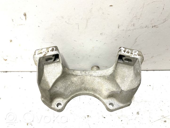 BMW 5 E60 E61 Gearbox mounting bracket 6761103