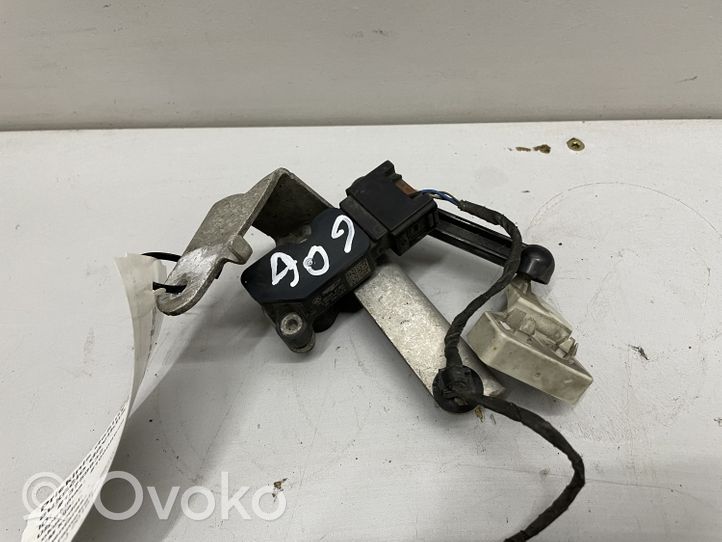 BMW X6M G06 F96 Capteur de hauteur de suspension arrière 6870200