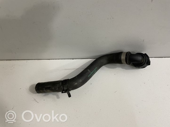 BMW X4 F26 Tubo flessibile del liquido di raffreddamento del motore 9317617