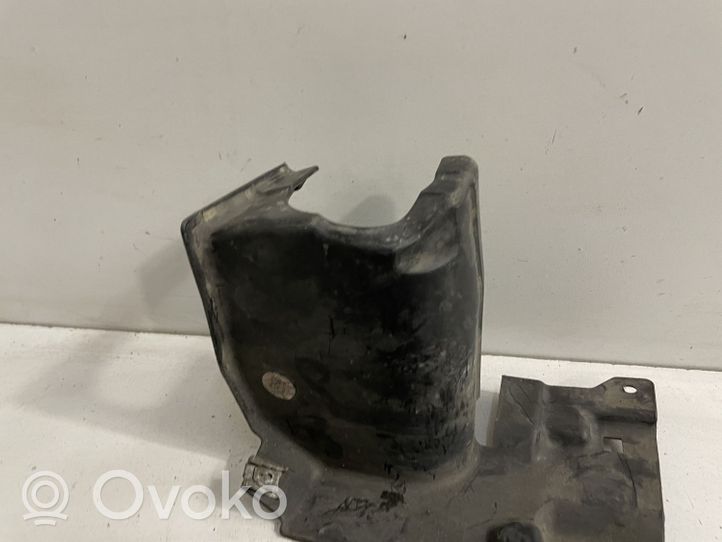 BMW 2 F22 F23 Dugno apsauga galinės važiuoklės 8055740