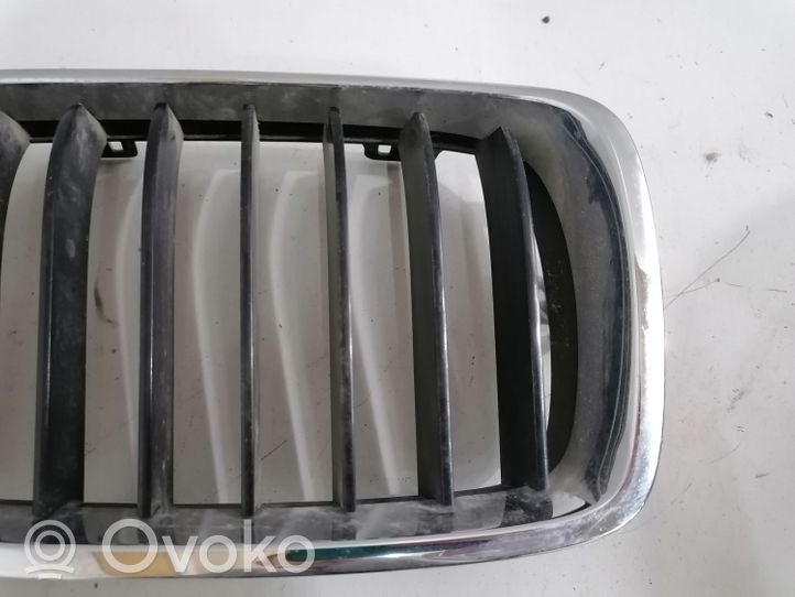 BMW 4 F32 F33 Grille inférieure de pare-chocs avant 7294814