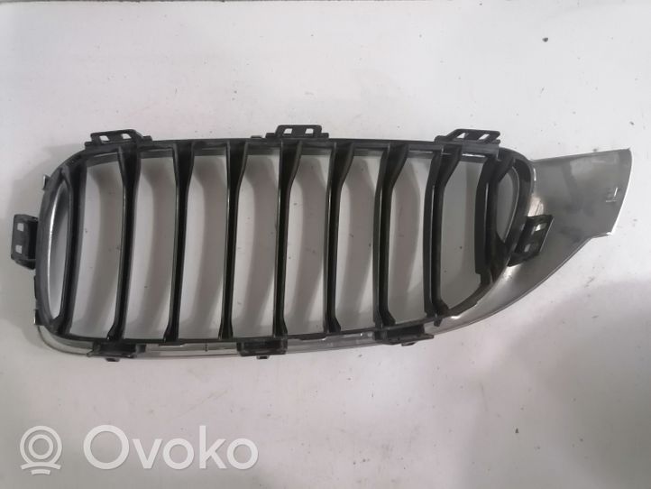 BMW 4 F36 Gran coupe Grille inférieure de pare-chocs avant 7294814