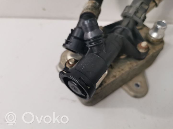 BMW X5 E70 Radiatore dell’olio del motore 7800408