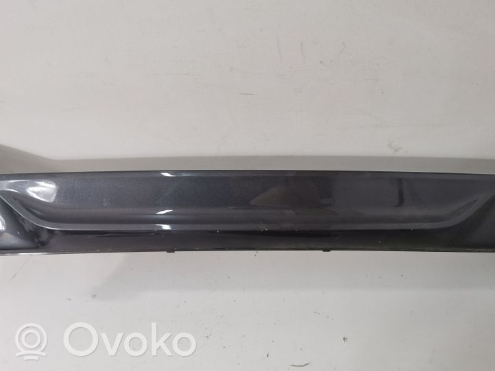 BMW 3 G20 G21 Rivestimento della parte inferiore del paraurti posteriore 8069391