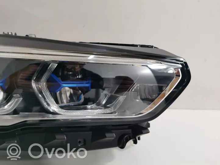 BMW X6M G06 F96 Lampa przednia 9481790