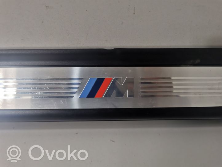 BMW 6 F12 F13 Kynnysverhoilusarja (sisä) 8051706