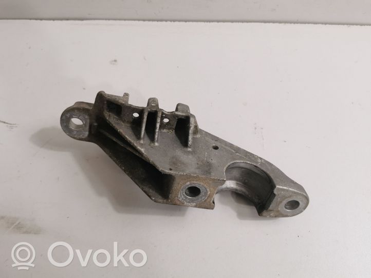 BMW 5 G30 G31 Supporto per boccola della barra antirollio, anteriore 6884012