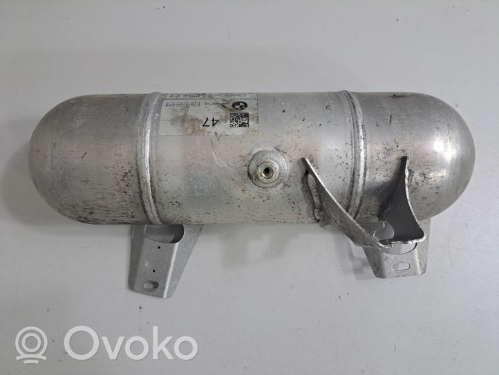 BMW 7 G11 G12 Accumulateur de pression de réservoir suspension pneumatique 6861937