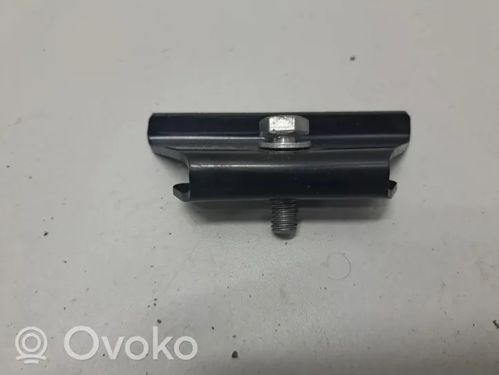 BMW 3 G20 G21 Battery bracket 6832664