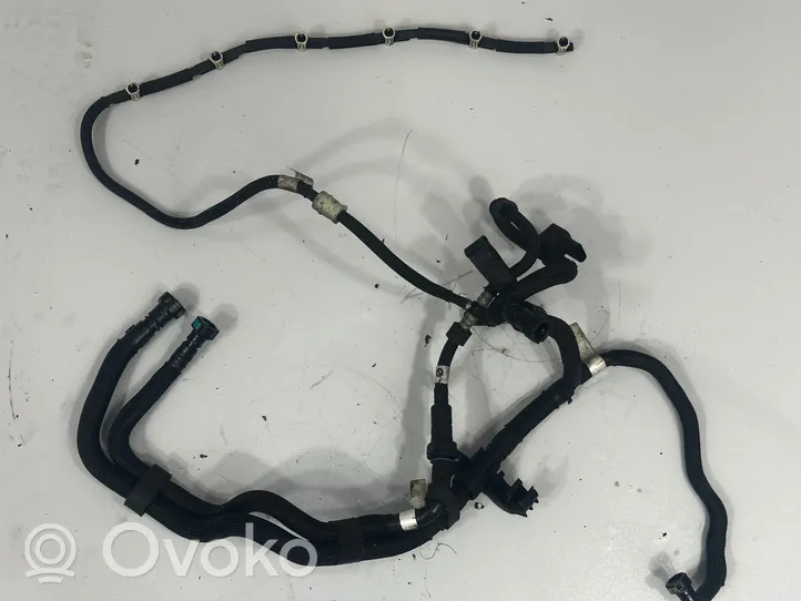 BMW 5 G30 G31 Fuel return line/hose 8598175