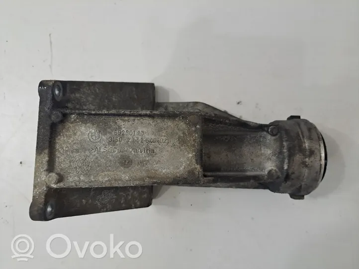 BMW X5 E70 Wspornik / Mocowanie łożyska podpory wału napędowego 7552540