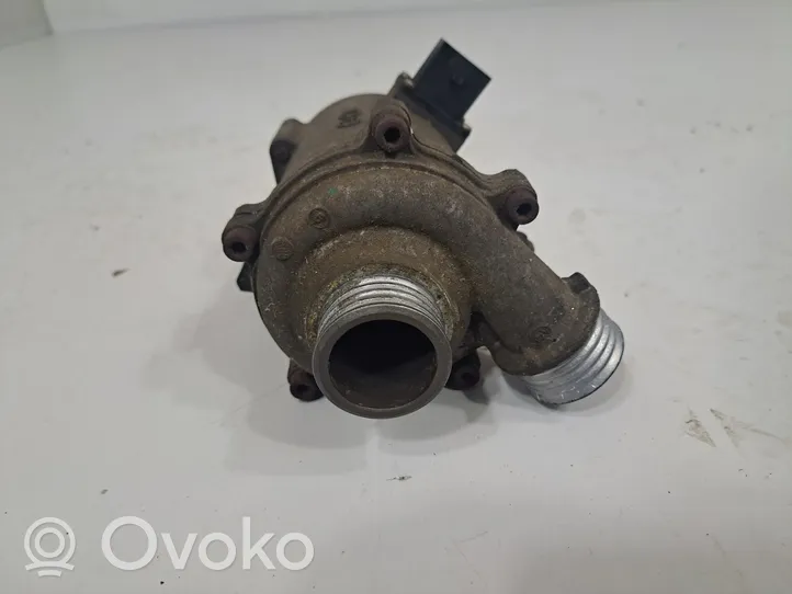 BMW 4 F32 F33 Water pump 7597715