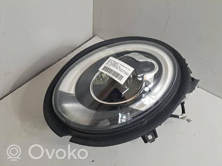 Mini Clubman F54 Lampa przednia 7416983