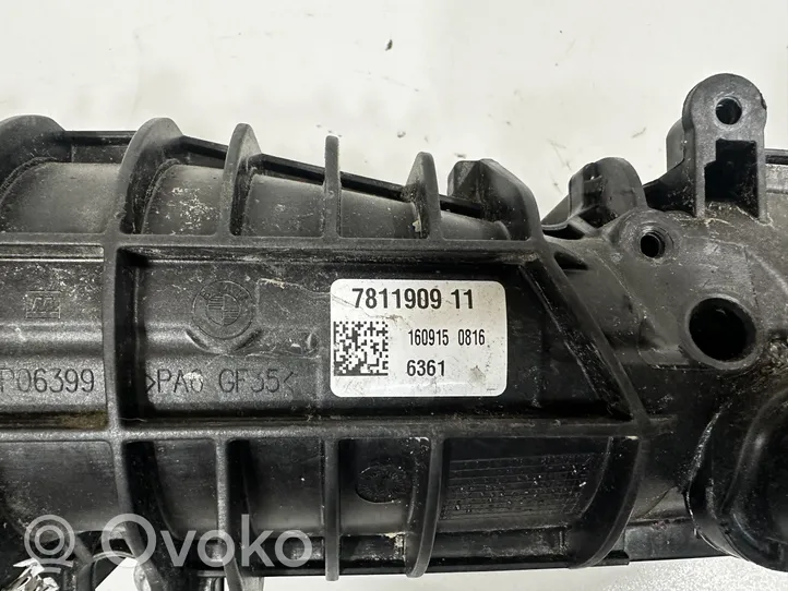 BMW 5 F10 F11 Intake manifold 7811909