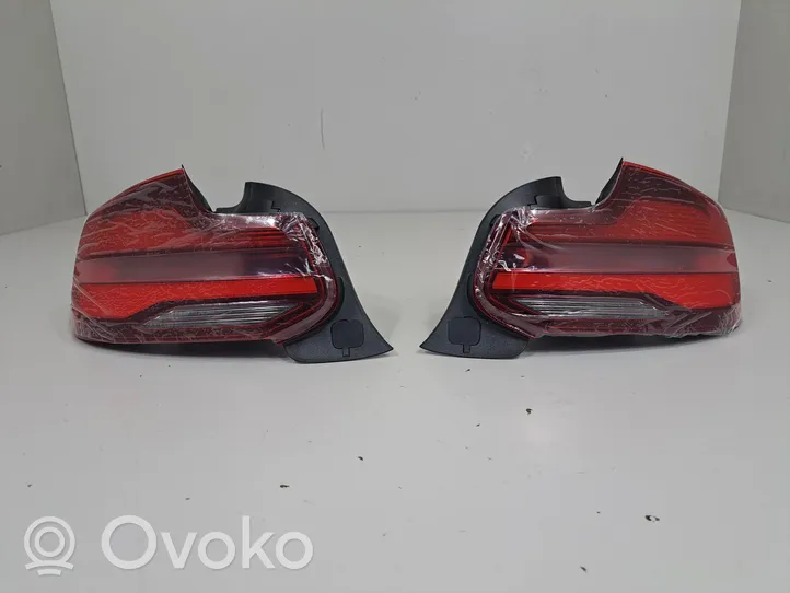 BMW 2 F22 F23 Galinių žibintų komplektas 9491591