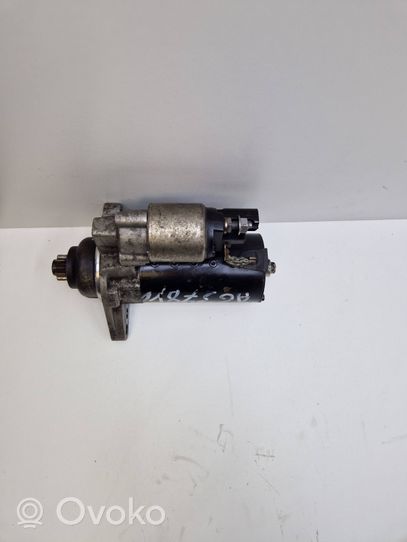 Volkswagen PASSAT B6 Starter motor 1005831311