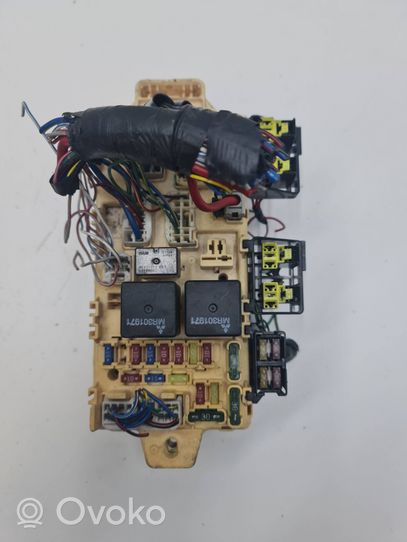 Mitsubishi Pajero Fuse module G8C500M