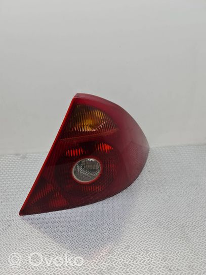 Ford Mondeo Mk III Lampa tylna 1S7113404A