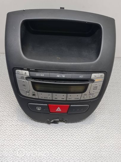 Toyota Aygo AB10 Panel / Radioodtwarzacz CD/DVD/GPS 160900008001