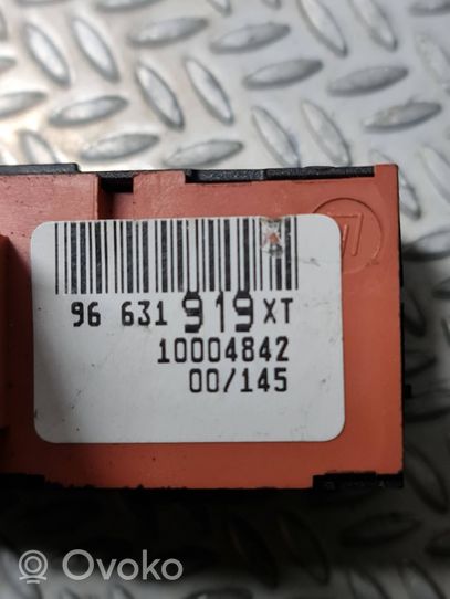 Citroen C4 Grand Picasso Interrupteur de verrouillage centralisé 96631919XT