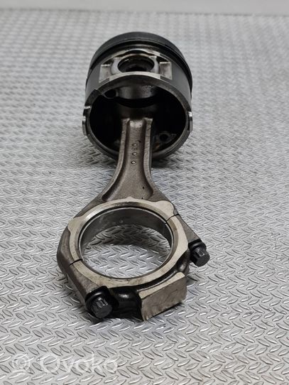 Opel Signum Piston with connecting rod 