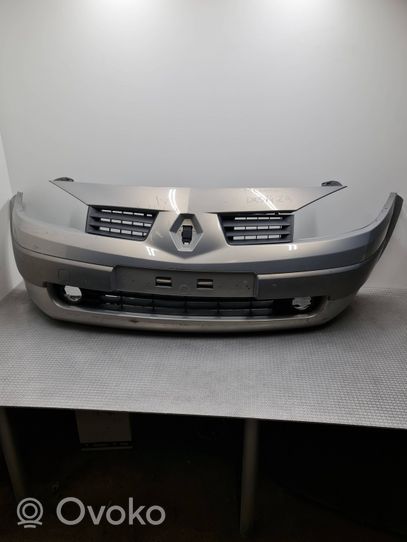 Renault Megane II Priekšējais bamperis 8200142000