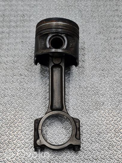 Nissan Qashqai Piston avec bielle 