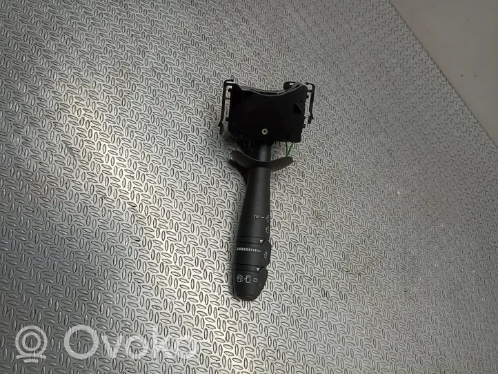 Renault Twingo II Wiper control stalk 8201193544