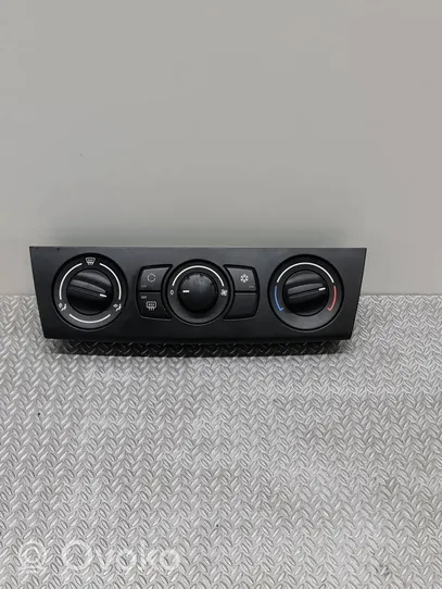 BMW 1 E81 E87 Panel klimatyzacji 6988064