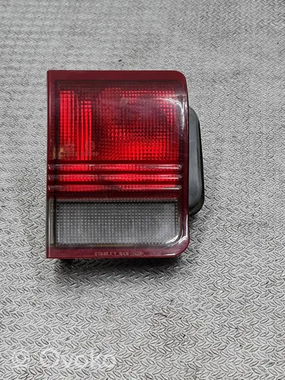 Mitsubishi Galant Lampy tylnej klapy bagażnika 003883