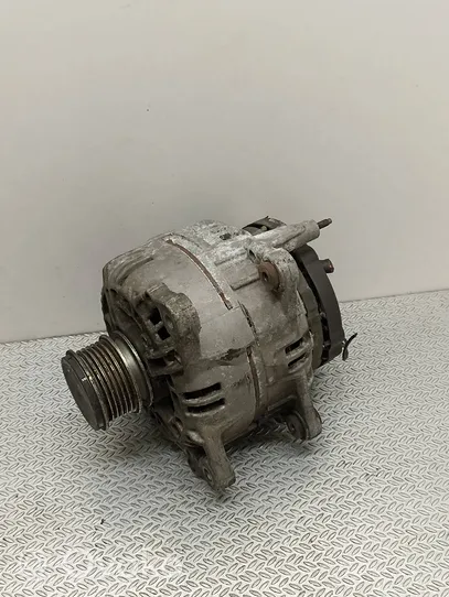 Volkswagen Golf V Alternator F00MA45300