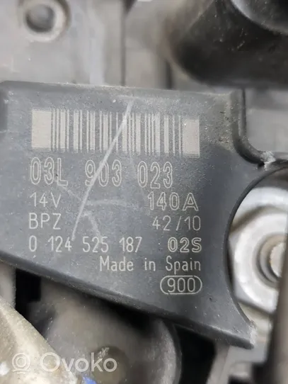 Volkswagen PASSAT B7 Generator/alternator 03L903023