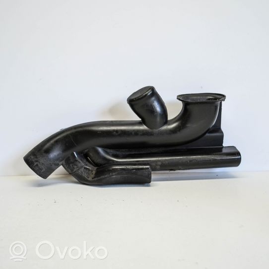 Opel Astra H Kita variklio skyriaus detalė 55562486633688635