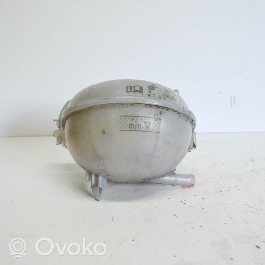 Seat Leon (5F) Aušinimo skysčio išsiplėtimo bakelis 5Q0121407G