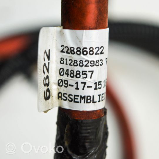 Chevrolet Camaro Cable positivo (batería) 22886822