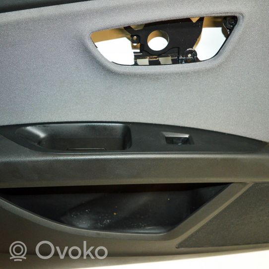 Seat Leon (5F) Etuoven verhoilu 5F4867011A