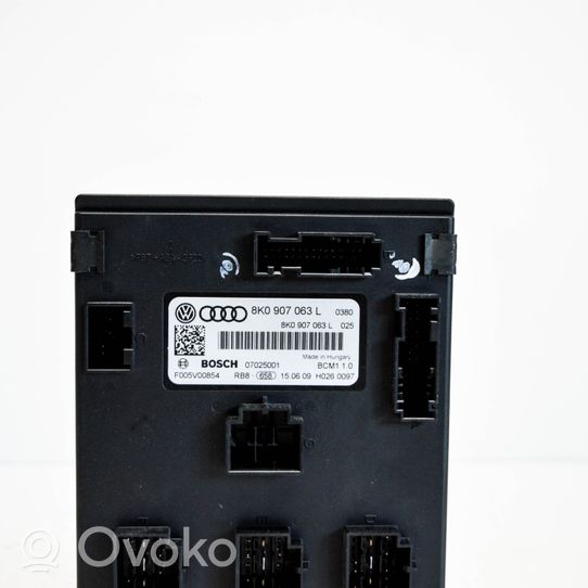 Audi A4 S4 B8 8K Korin keskiosan ohjainlaite 8K0907063L