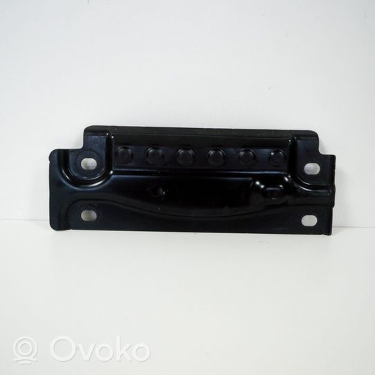 Audi A4 S4 B9 Protezione inferiore del serbatoio del carburante 8W0803183A