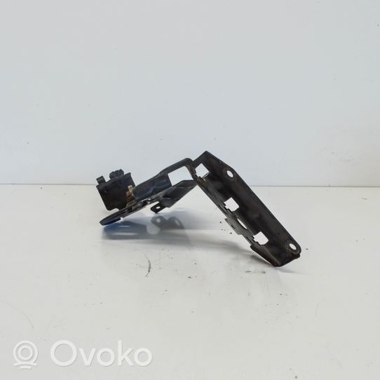 Audi A4 S4 B7 8E 8H Kita variklio skyriaus detalė 03G131133C