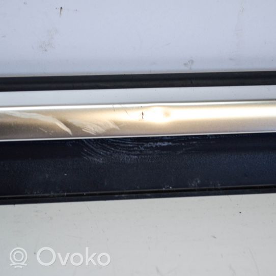 Audi A3 S3 8V Rivestimento del vetro della portiera 8V7853284