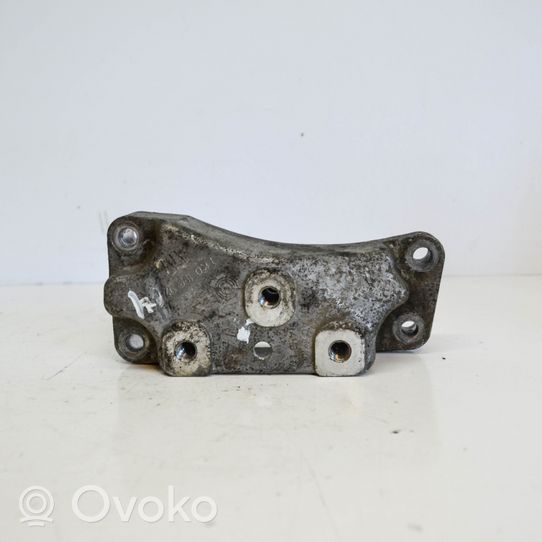 Audi Q3 8U Altra parte del vano motore 1K0199117AM