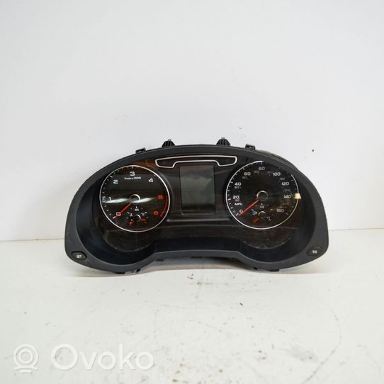 Audi Q3 8U Compteur de vitesse tableau de bord 8U0920980C