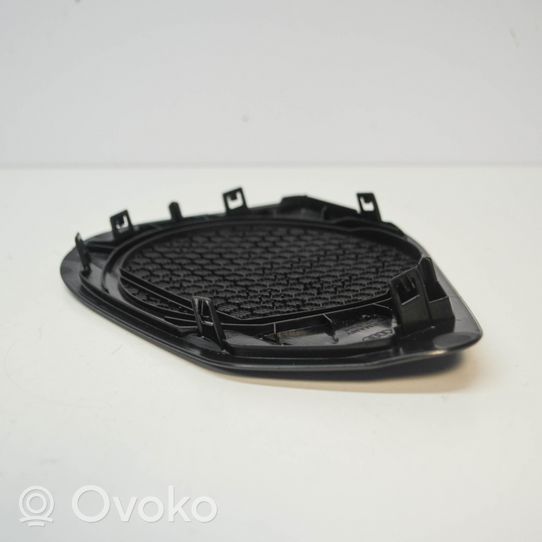 Audi A4 S4 B9 Maskownica centralnego głośnika deski rozdzielczej 8W0035435