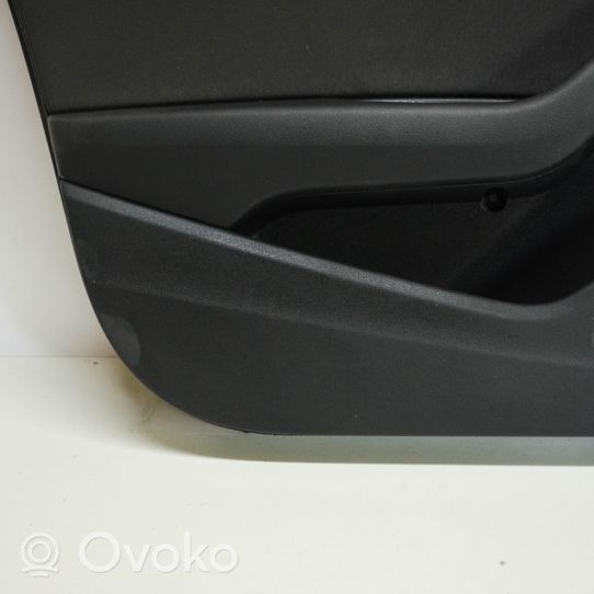 Audi A4 S4 B9 Rivestimento del pannello della portiera anteriore 8W0867133