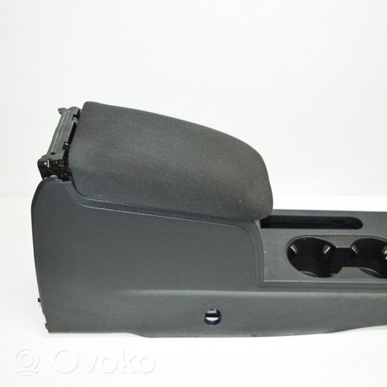 Volkswagen Jetta VI Center console 5C8863241A