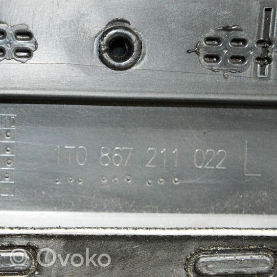 Volkswagen Touran I Takaoven verhoilu 1T0867211