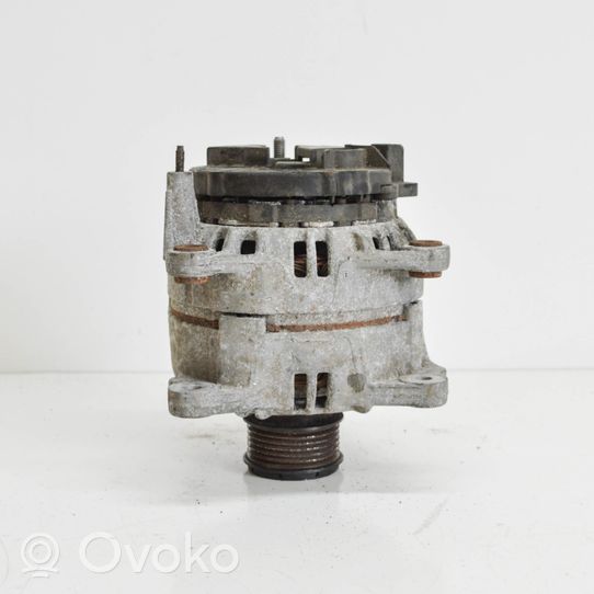 Volkswagen Jetta III Generatore/alternatore 028903028E