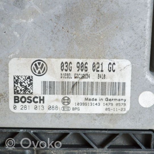 Volkswagen Touran I Moottorin ohjainlaite/moduuli 03G906021GC
