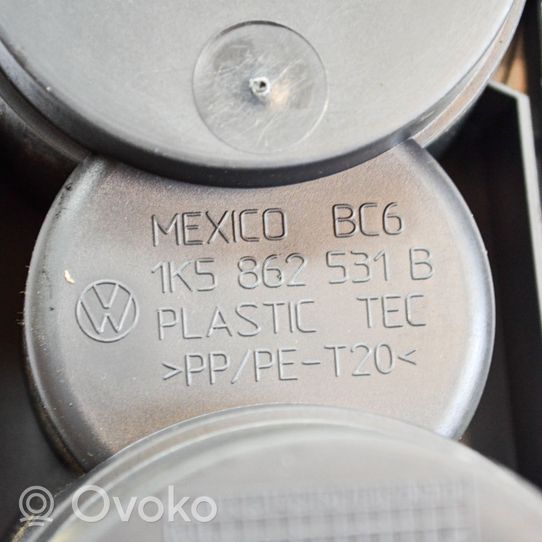 Volkswagen Jetta III Puodelio laikiklis 1K5862531B